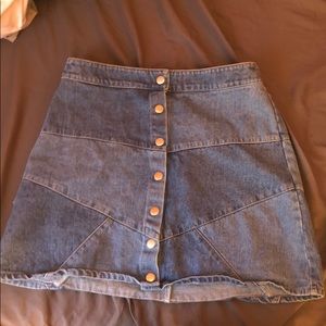 Patched denim skirt